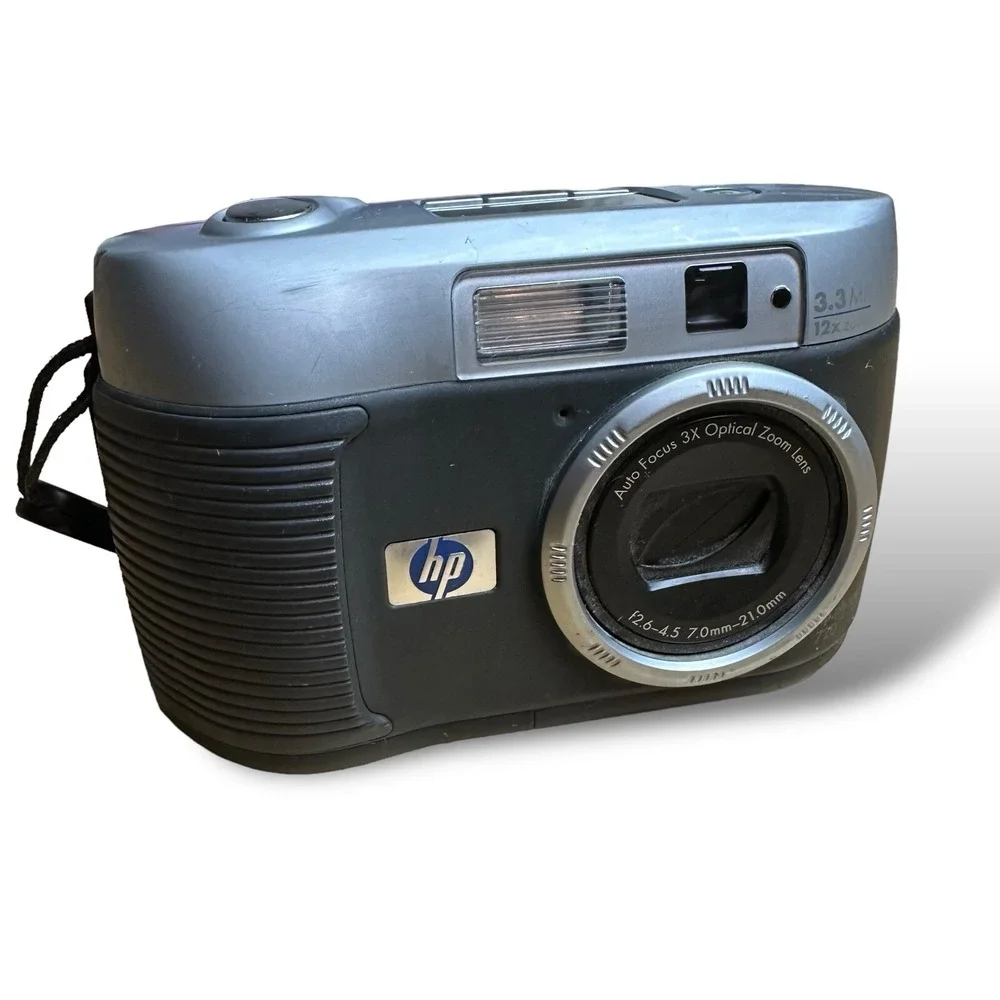 HP Photosmart 720 Q2164A Point &‎ Shoot Digital Camera Untested / Parts ONLY